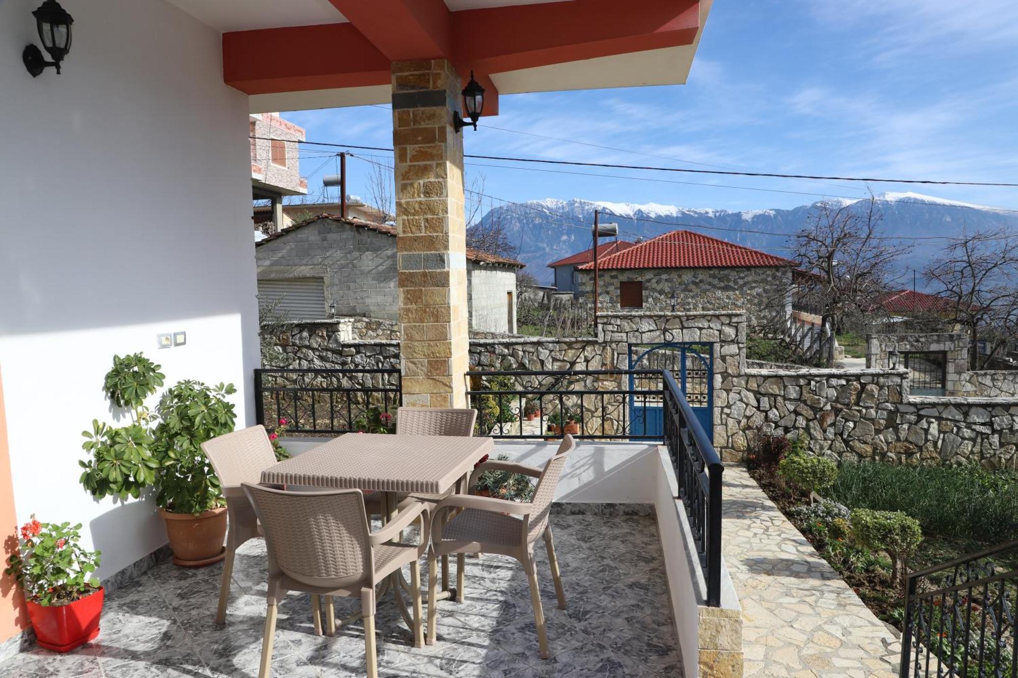 Villa Xherimeja Family Oasis Berat Værelse billede